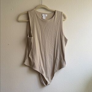 House of Harlow 1960 Sleeveless Tan Bodysuit